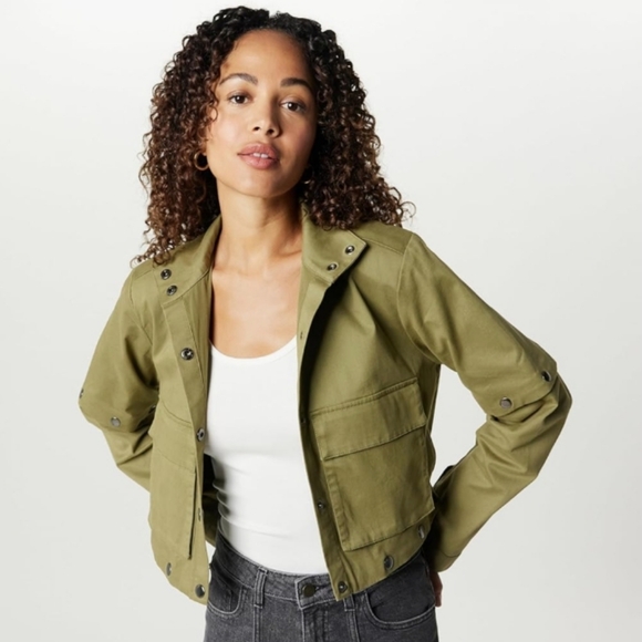 The Drop Olive Convertible Utility Coat by @Takkunda Size Medium NWT - Picture 3 of 9